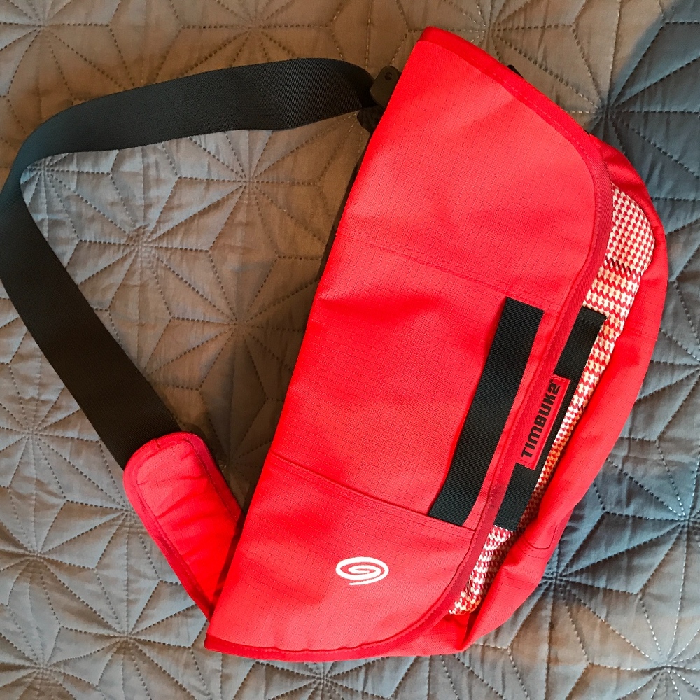 Timbuk2 small bag red
